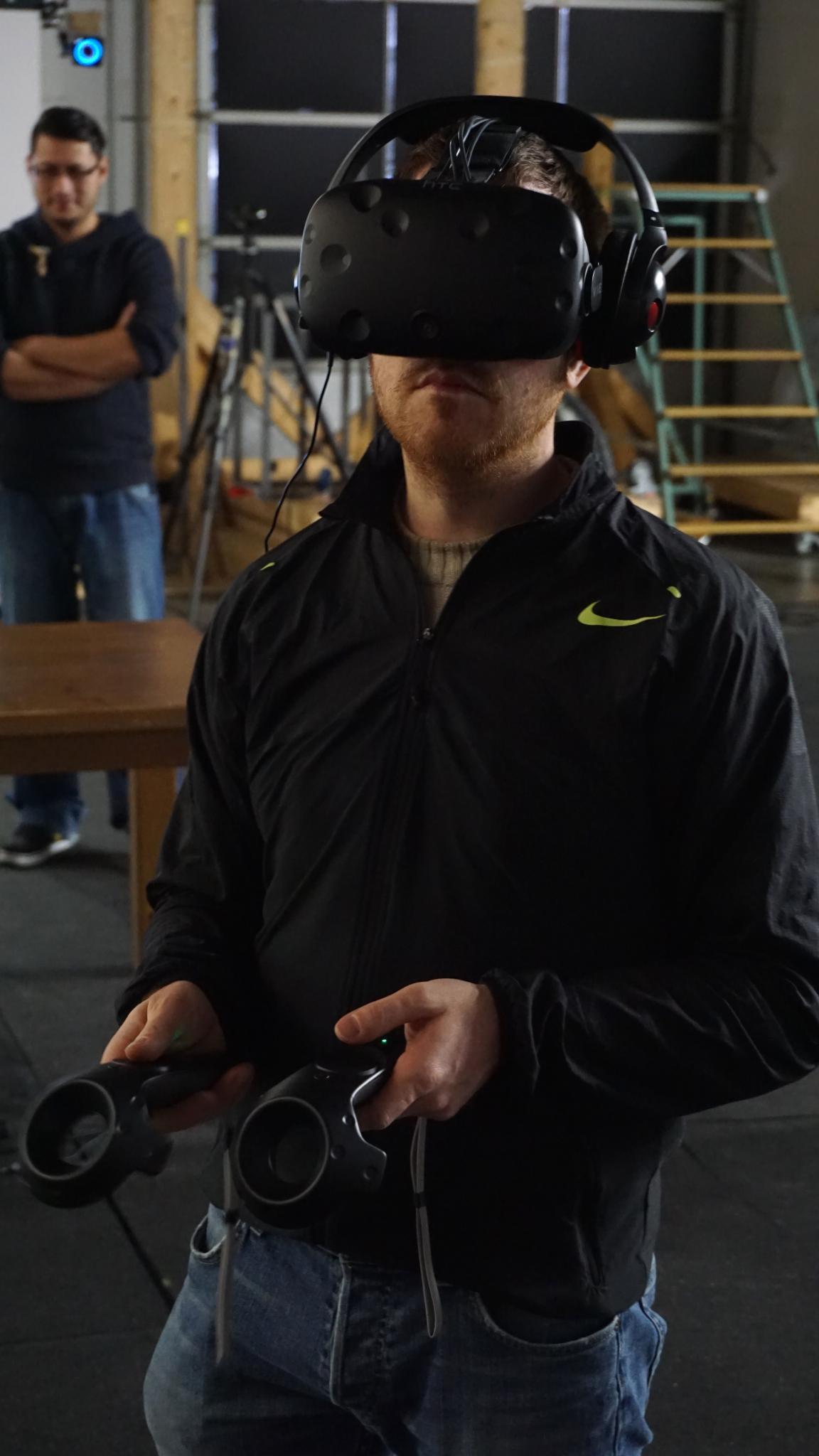 vr brille auf dem kopf