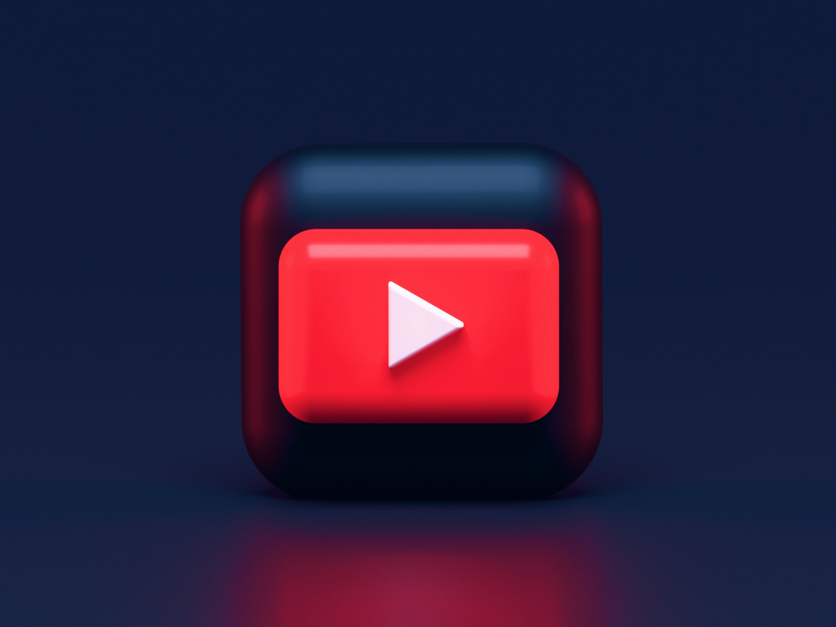 youtube icon by alexander shatov unsplash